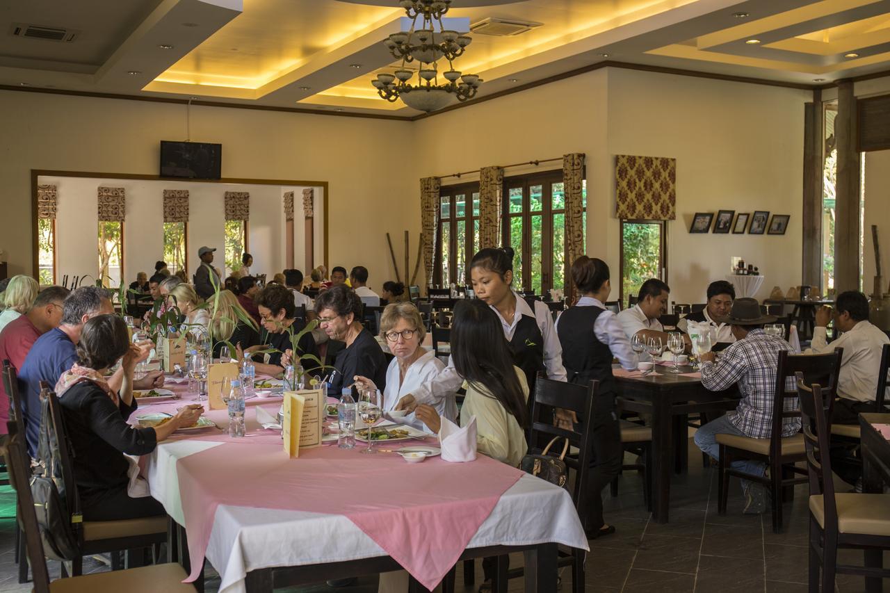 Samrith Hotel Kâmpóng Thum Extérieur photo