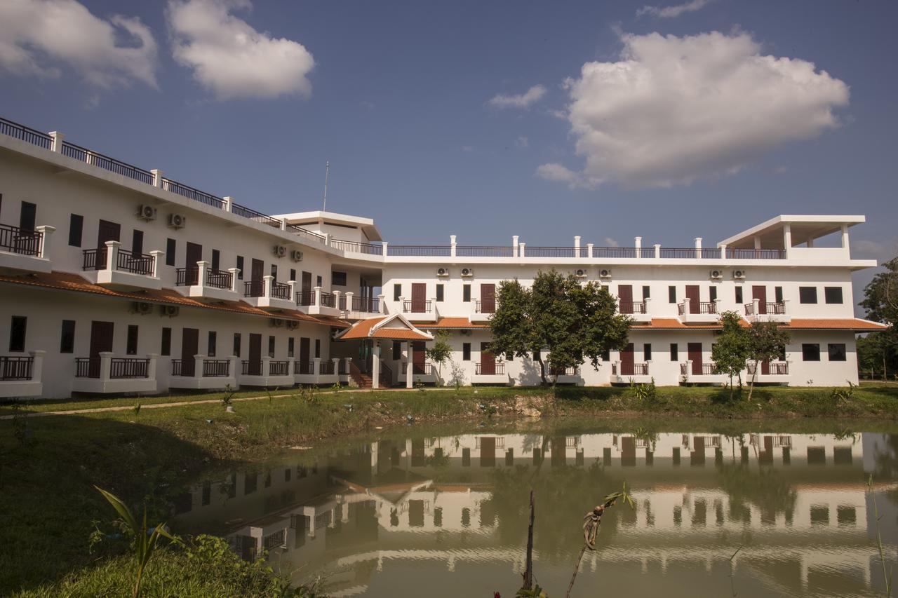 Samrith Hotel Kâmpóng Thum Extérieur photo